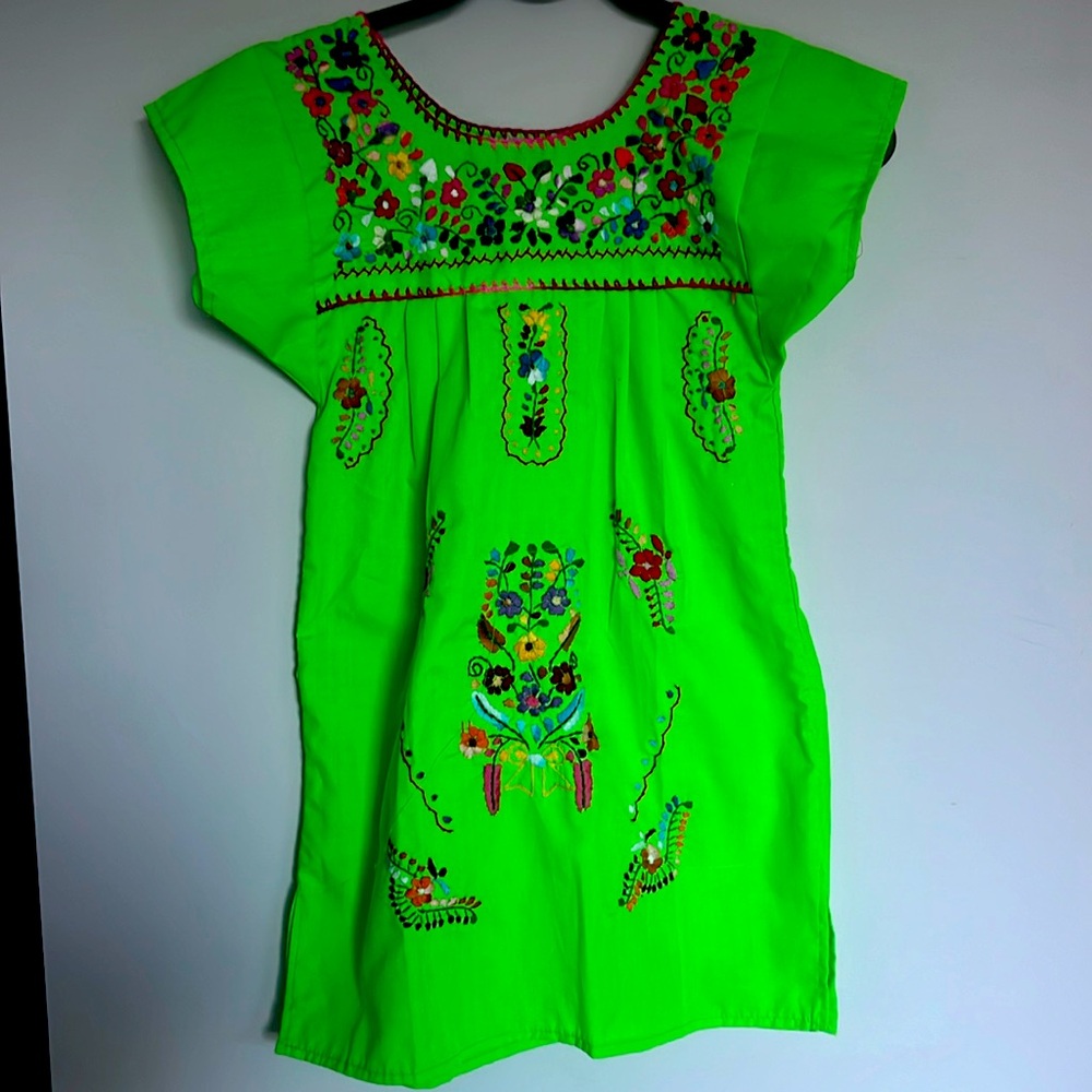 Size 4 Toddler Hispanic Heritage Dress